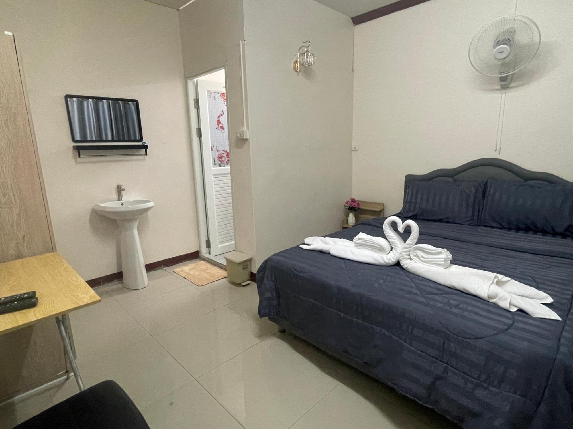 2B Cozy Hostel ตรัง 외부 사진