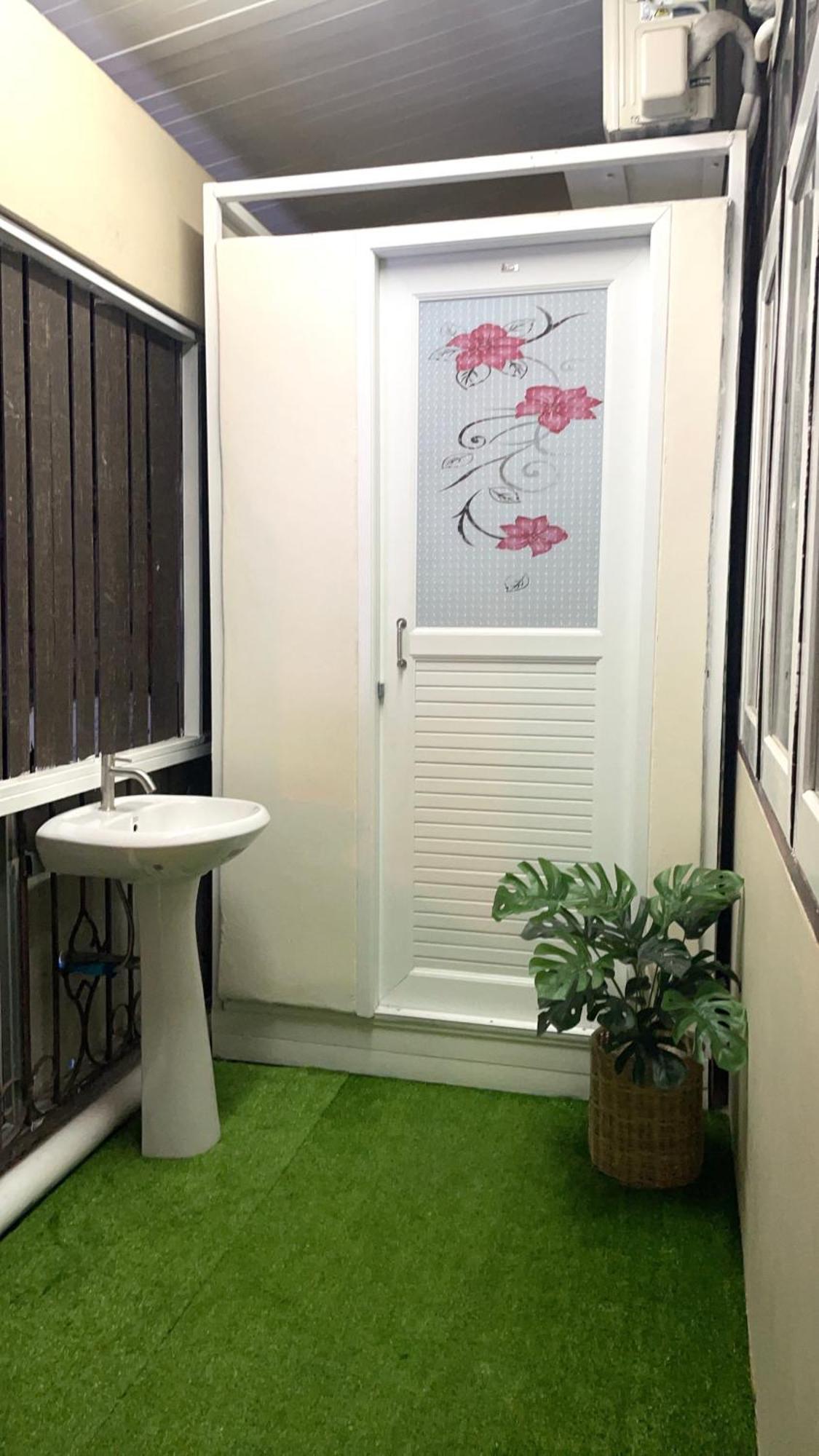 2B Cozy Hostel ตรัง 외부 사진