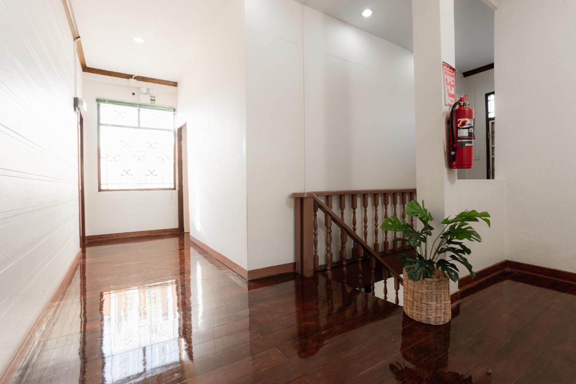 2B Cozy Hostel ตรัง 외부 사진